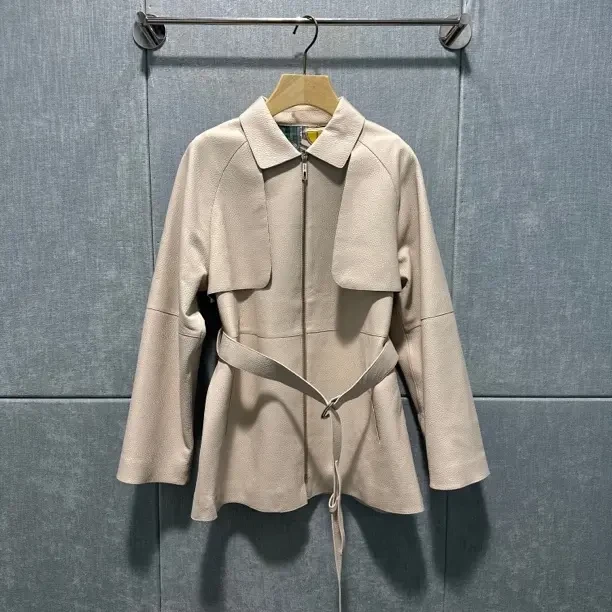 时尚百搭收腰显瘦气质西装外套