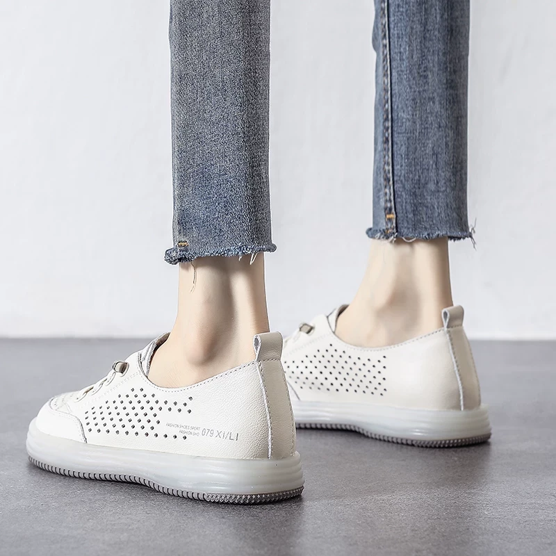 头层牛皮镂空小白鞋女2025新款夏季牛筋软底真皮透气洞洞休闲单鞋