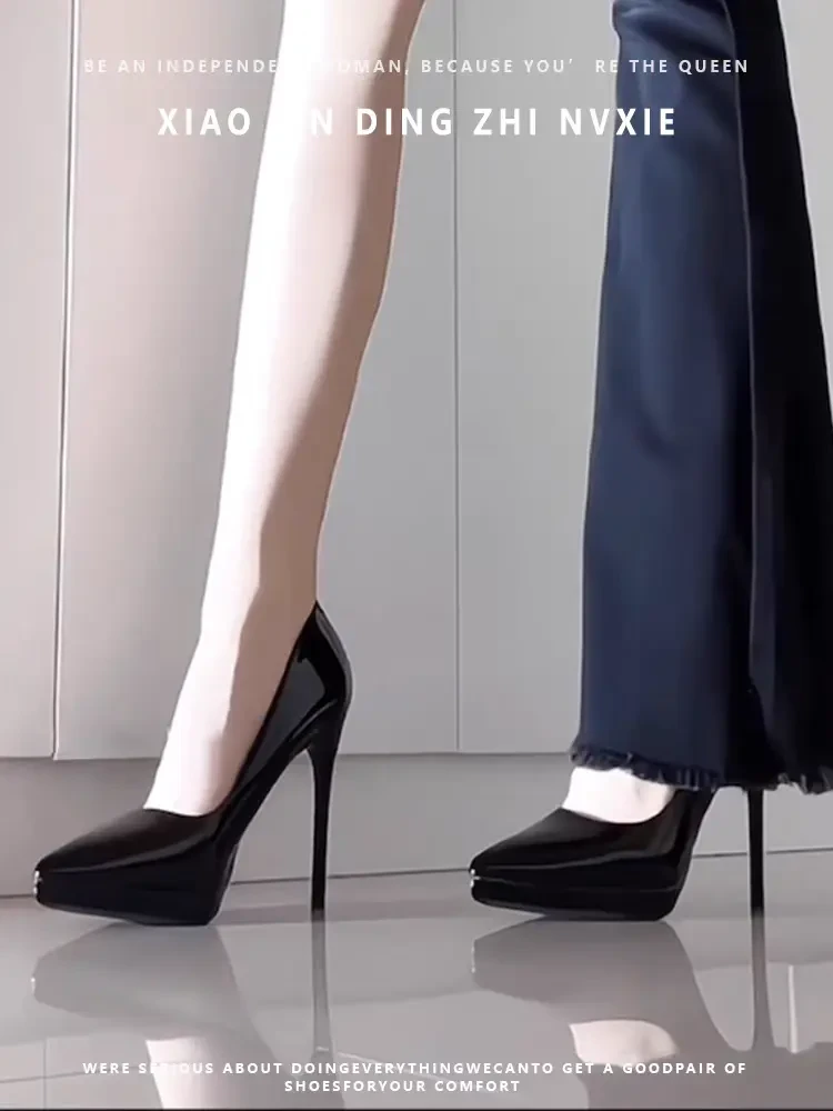 防水台裸色红底高跟鞋2025爆款女细跟春秋新款漆皮性感尖职业单鞋