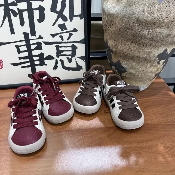 韩版男女百搭板鞋