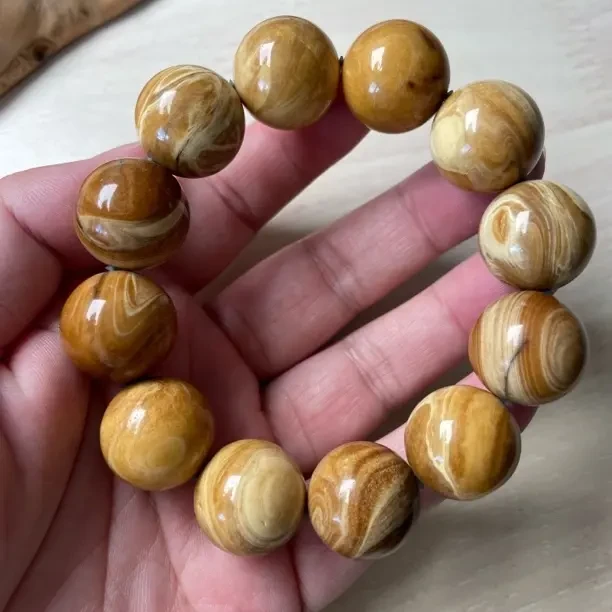 天然缅甸根珀手串把玩件