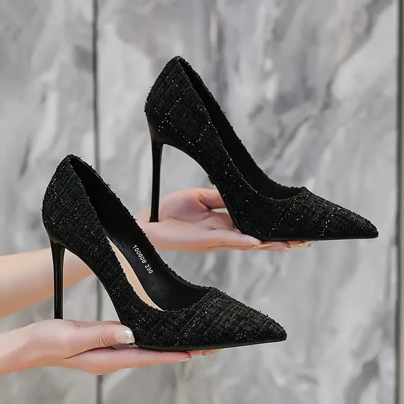 小香风黑色高跟鞋女2025年春秋新款复古尖头细高跟职业单鞋女女士