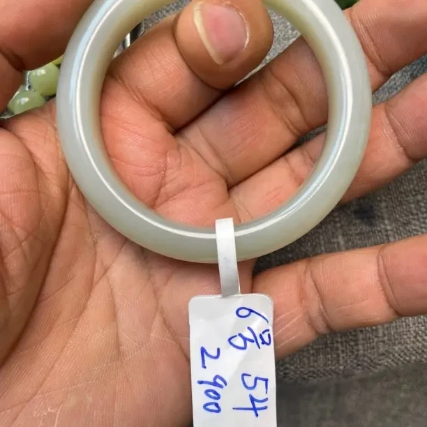 近矿晴水正圈带证书带礼盒