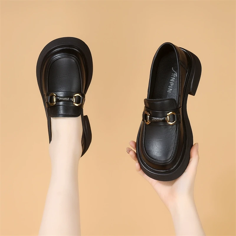 平底一脚蹬小皮鞋女2025春季新款软底不累脚单鞋子黑色工作乐福鞋