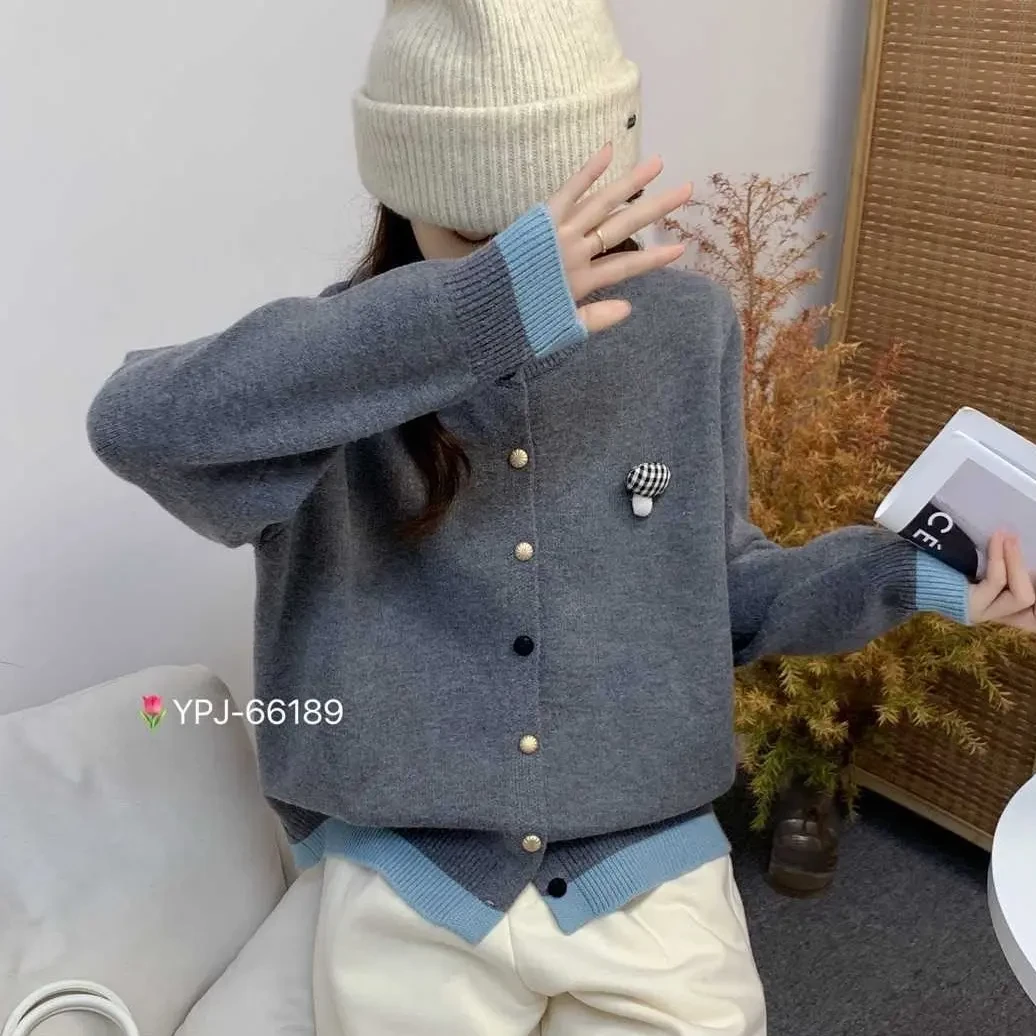 依美阁女装推介长袖气质复古港风圆领针织衫