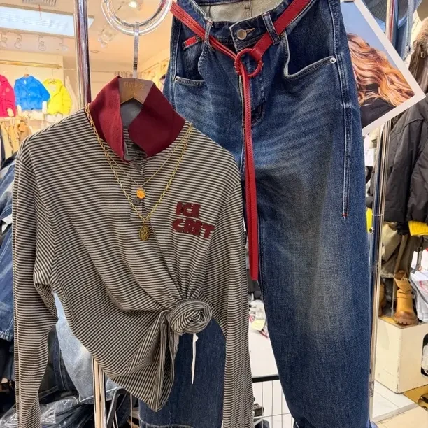 女士排汗少女风牛仔裤常规款直筒速干耐磨极简风