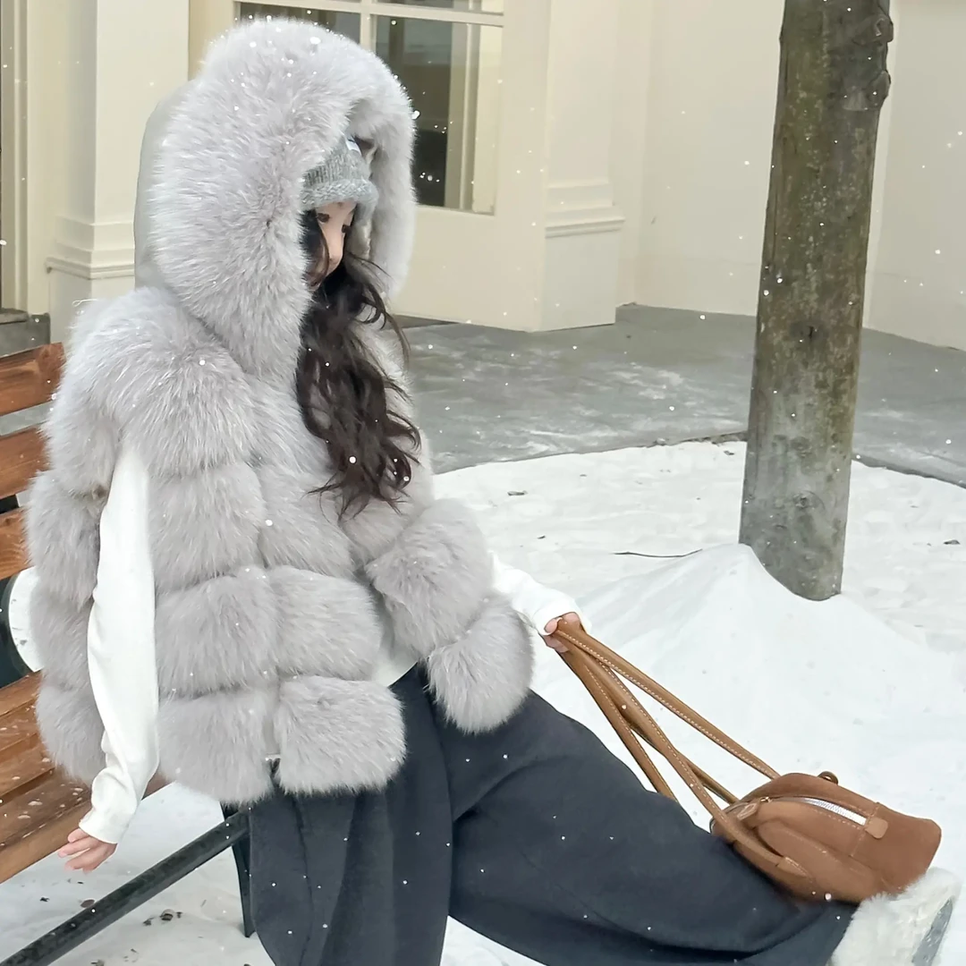 毛绒绒马甲连帽马甲