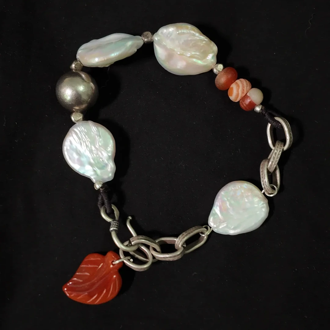 淡水不规则巴洛克珍珠手链