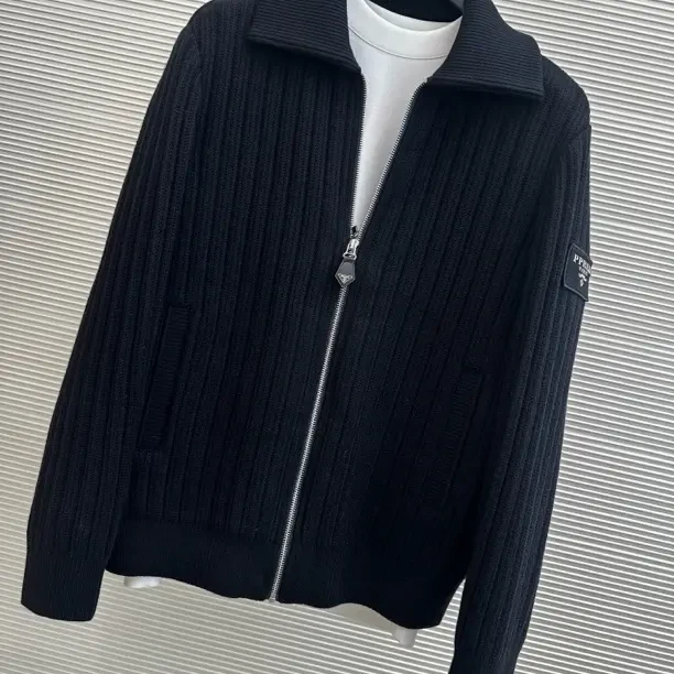 常规拉链针织厚款秋冬季毛衣针织衫翻领短款秋冬男士