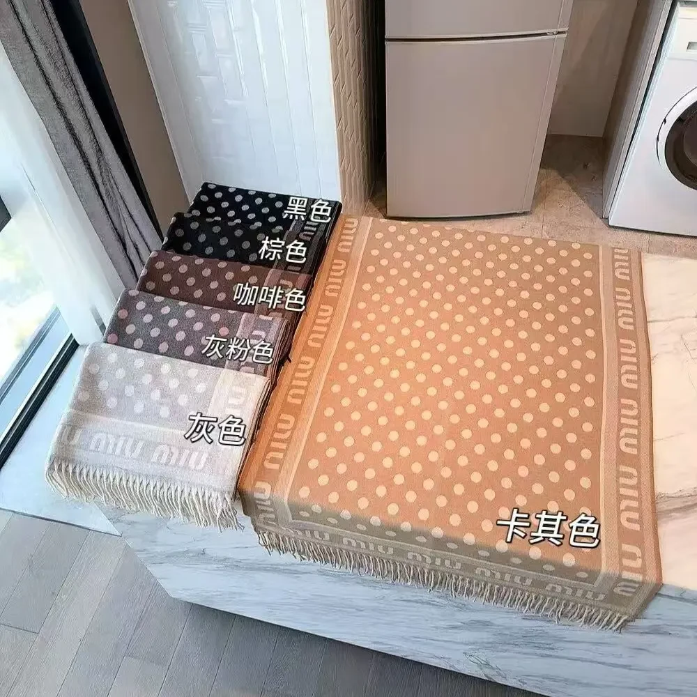 W33双面羊绒字母围巾女秋冬高级感轻奢保暖百搭长款披肩围脖