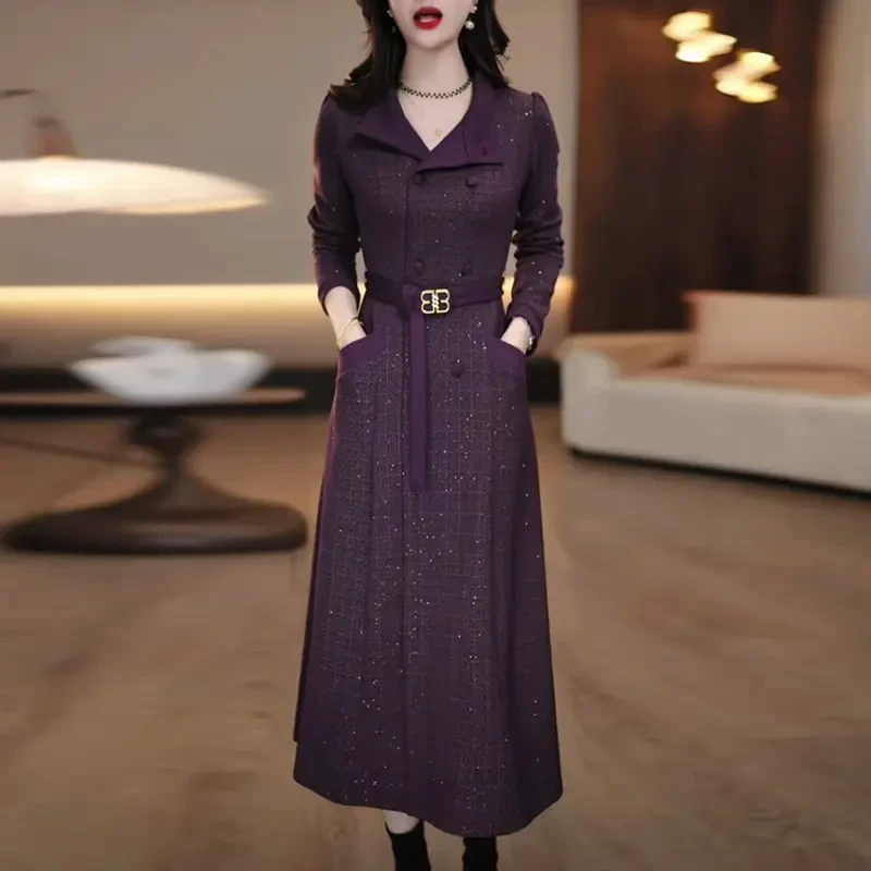 华夫格轻奢高端女装打底裙2025冬季新款气质收腰显瘦长袖连衣裙子