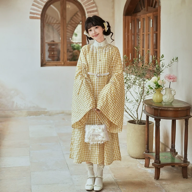 十三余小豆蔻儿[沐春而归]欧若风格纹汉洋折衷罩裙长衫汉元素套装