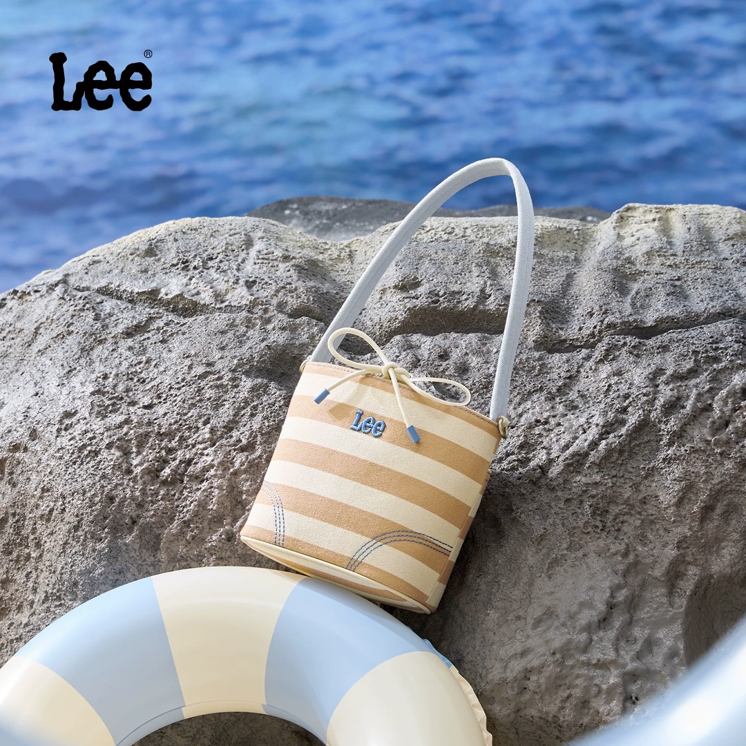 Lee2505新款夏季可爱条纹水桶包休闲通勤手提包百搭刺绣腋下女包