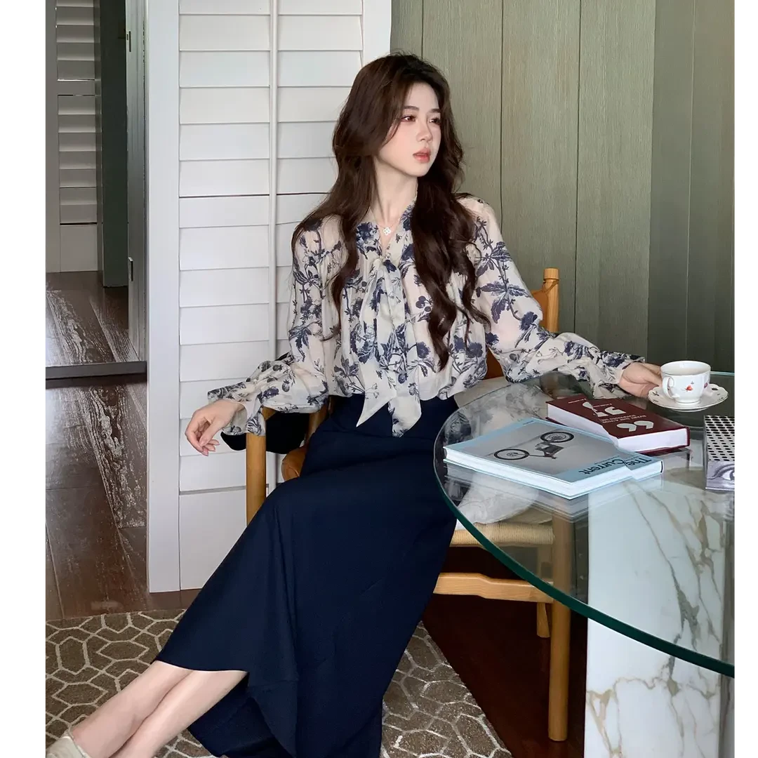 【墨染花影】早秋气质水墨印花飘带衬衫藏青风衣半裙三件套女