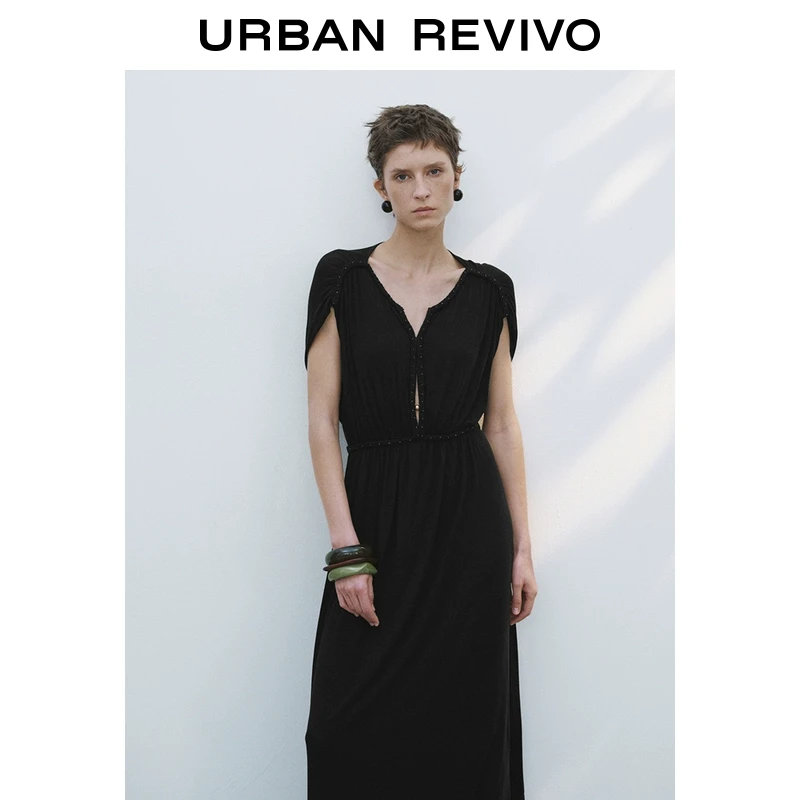 UR2025夏季新款女装休闲波嬉风细腰带无袖连衣裙UWH750028
