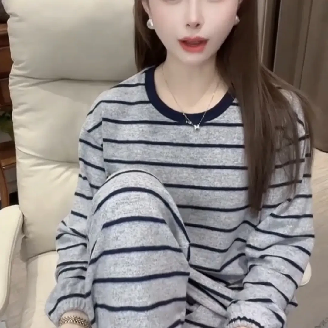 秋冬保暖条纹长袖束脚裤女士家居服可外穿宽松舒适套装圆领