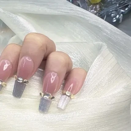 纯手工冰透猫眼裸色法式镶钻显白高级感穿戴甲长款