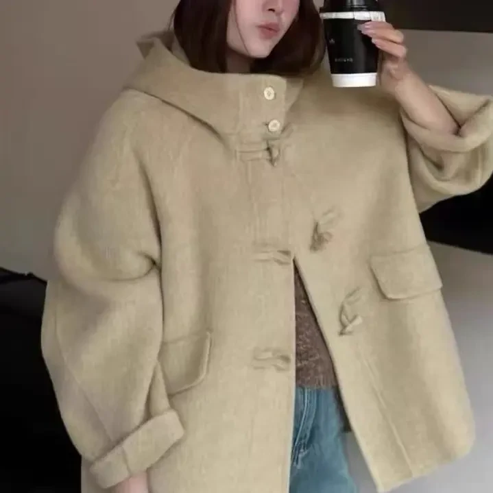 帽款学院风冬季新款连帽牛角扣双面大衣女中长款宽松保暖呢外套