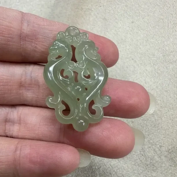 凤凰玉佩双面雕工