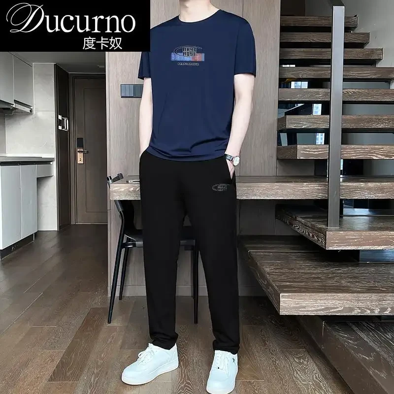 休闲套装男士夏季新款冰丝圆领短袖T恤帅气搭配一套时尚潮牌男装