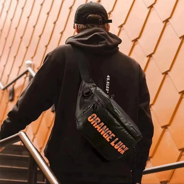 新款2025斜挎包休闲街头简约腰包女街头潮流包户外胸前包男士胸包