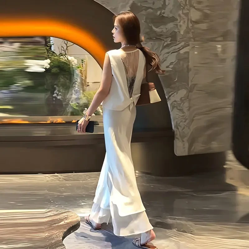 夏季2025新款高级气质贵气感蕾丝拼接无袖上衣开叉包臀半身裙套装