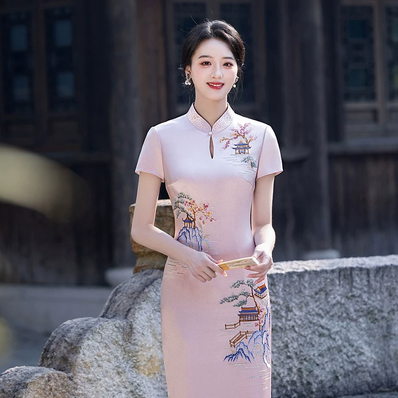 醋酸刺绣旗袍妈妈礼服订婚婚宴高端修身气质优雅新中式设计感国风