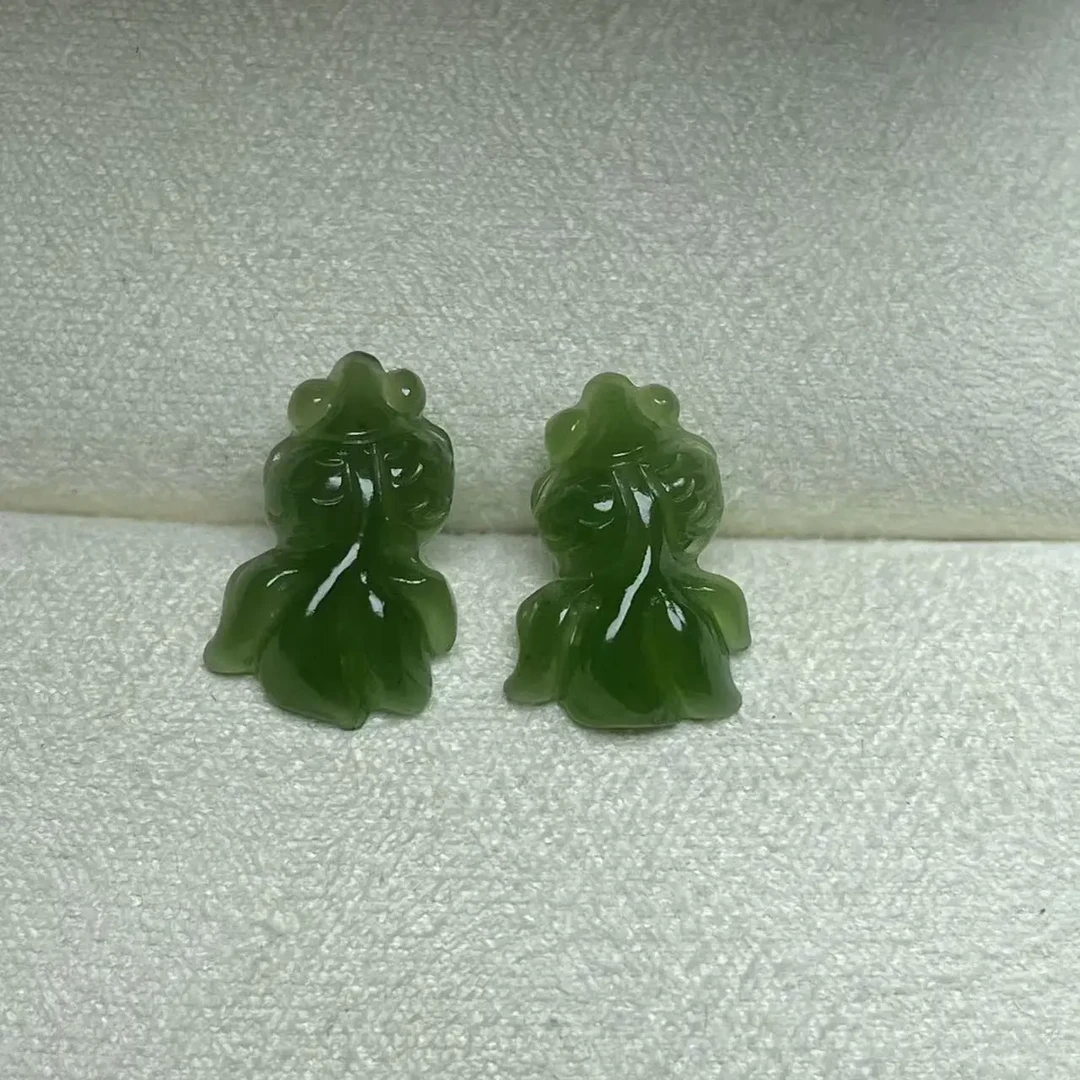 银925银镶嵌和田玉碧玉小金鱼耳钉时尚百搭尺寸约10/15mm颜色多样