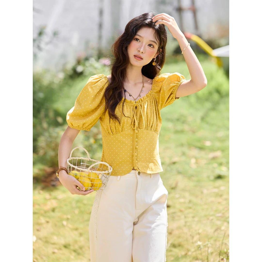 谜秀新品黄色波点一字肩小衫女弹力松紧打揽复古棉质显瘦上衣