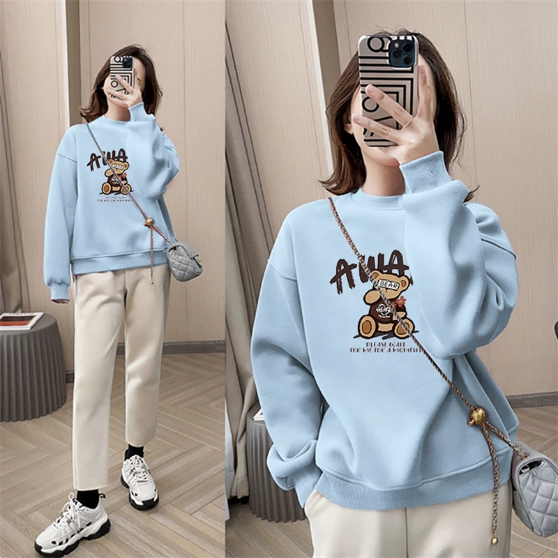 奶蓝色圆领卫衣女款春秋季2025新款小熊时尚休闲百搭打底长袖上衣