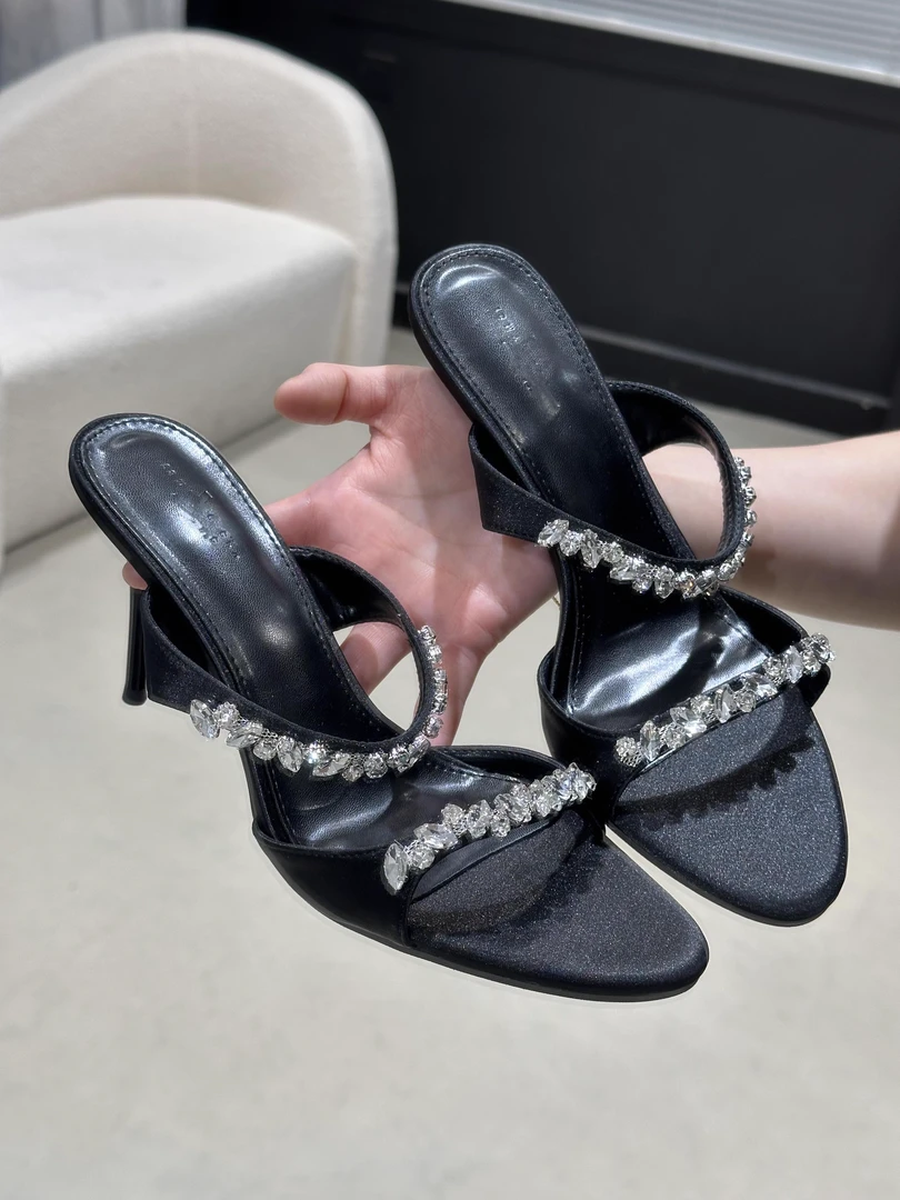 缘漾2025年夏季新款水钻一字带凉拖鞋仙女风小众细跟方头高跟鞋女