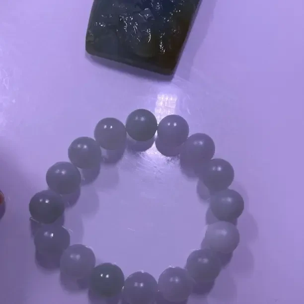 缅甸翡翠啦12手串