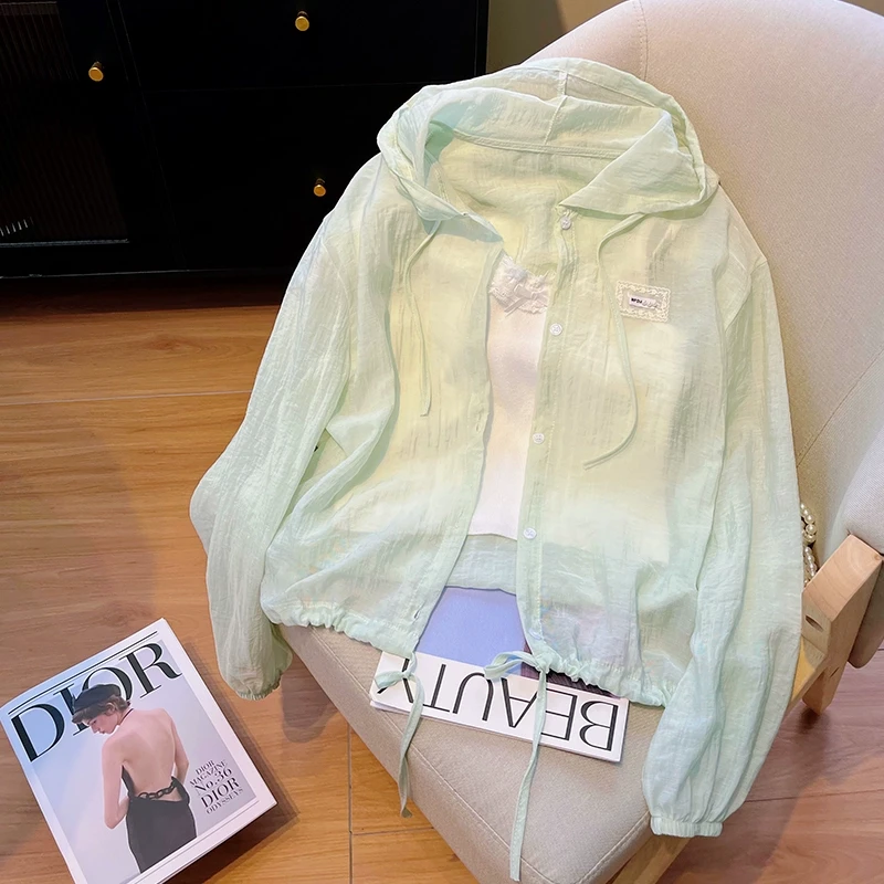 夏季连帽户外防晒衬衫潮流爆款蕾丝薄款小贴图标开衫上衣女女款