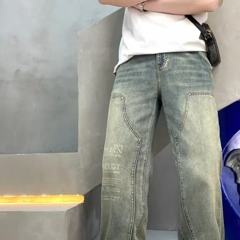 《沙恩》25春夏复古宽松直筒男士牛仔裤潮流字母拼接设计裤脚堆叠