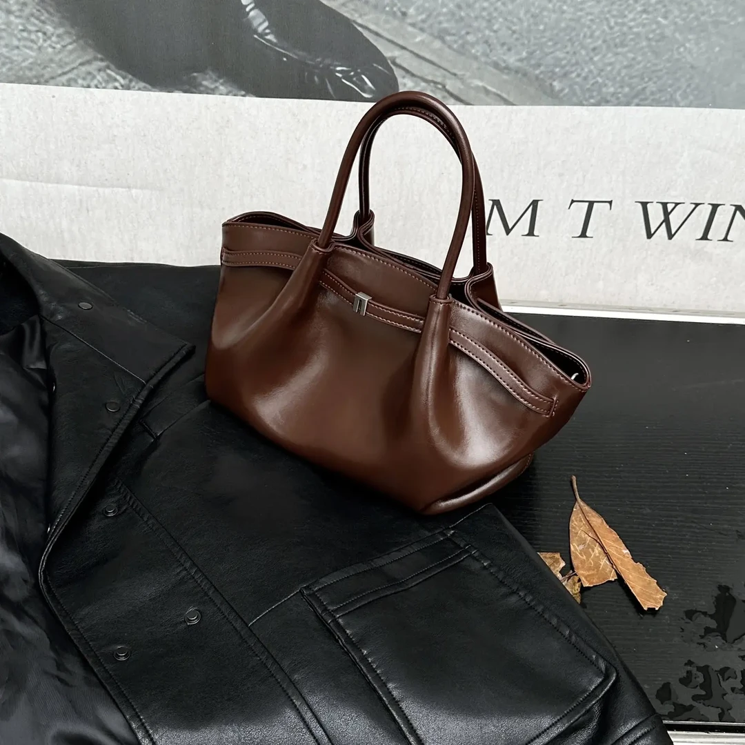 新款复古油蜡牛皮饺子包时尚单肩斜挎手提包真皮通勤大容量女包