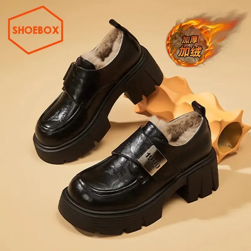 达芙妮集团鞋柜厚底黑色英伦风加绒乐福鞋2025新款冬季保暖小皮鞋