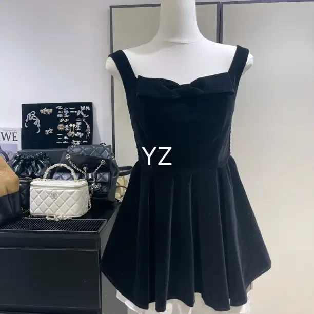 夏季新款富家千金风吊带连衣裙收腰显瘦拼接网纱气质蓬蓬裙女