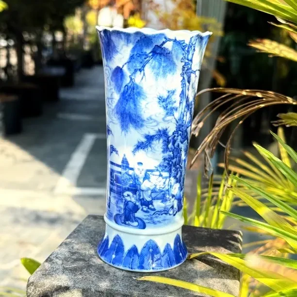 问工珍藏青花童子礼佛图书房器