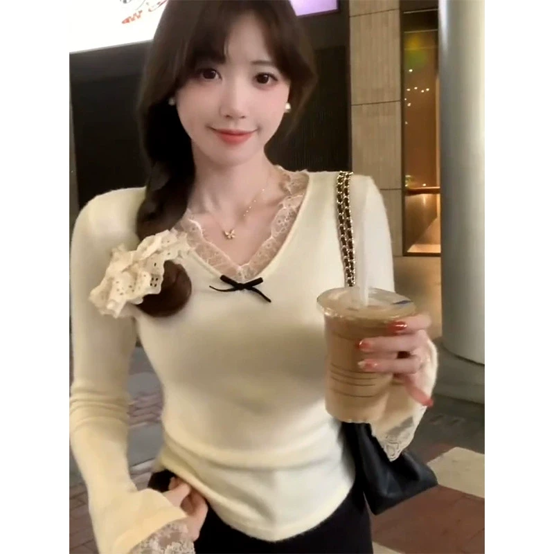 纯欲V领小香风蕾丝蝴蝶结长袖T恤女春秋季修身显瘦内搭打底衫上衣