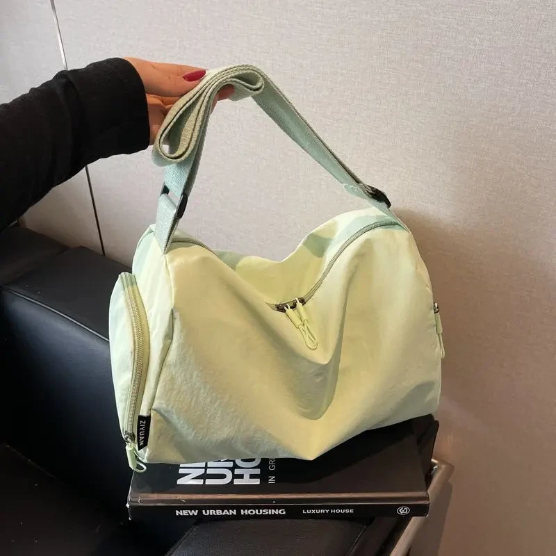 运动瑜伽短途旅行袋女ins大容量训练游泳健身包收纳斜挎背包男潮