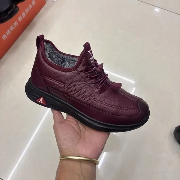 女士棉鞋时尚休闲棉靴防水防污加厚保暖女鞋软底软面妈妈棉鞋