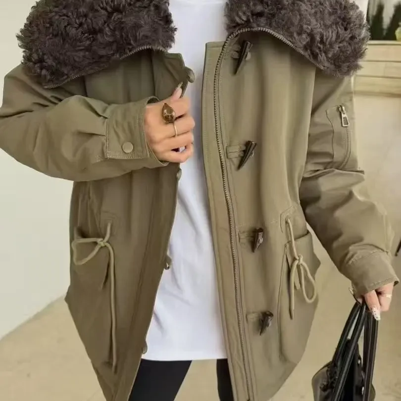 高级感工装风牛角扣拼接毛茸茸翻领夹棉厚外套冬季新款