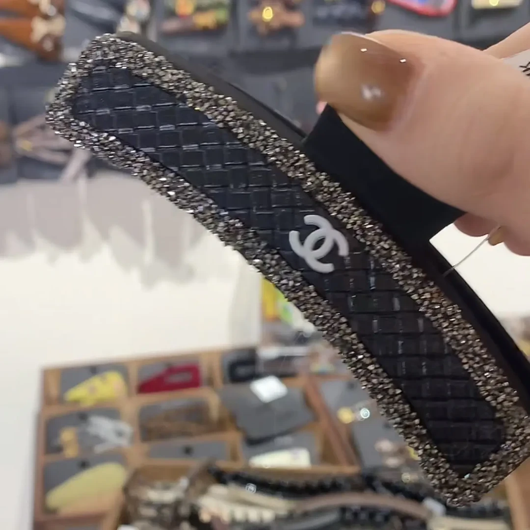 韩系皮质鲨鱼夹女小香风气质简约高级感后脑勺发抓百搭头饰