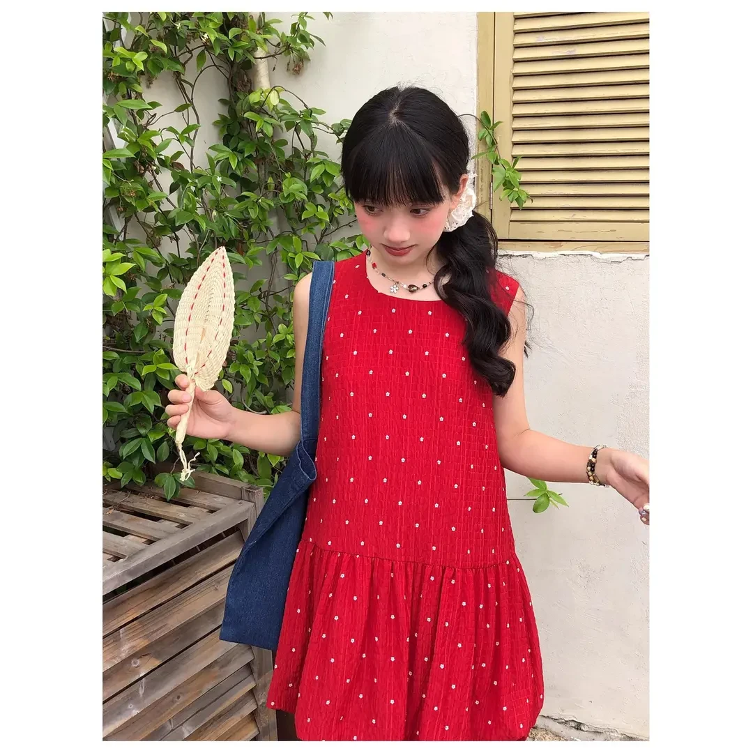 夏季甜美风时尚设计宽松显瘦花苞裙复古百搭肌理感叠穿背心连衣裙