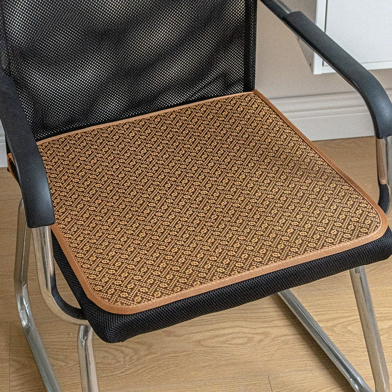 夏天透气冰丝坐垫办公室屁股垫薄款凉席电脑椅垫久坐椅子垫儿