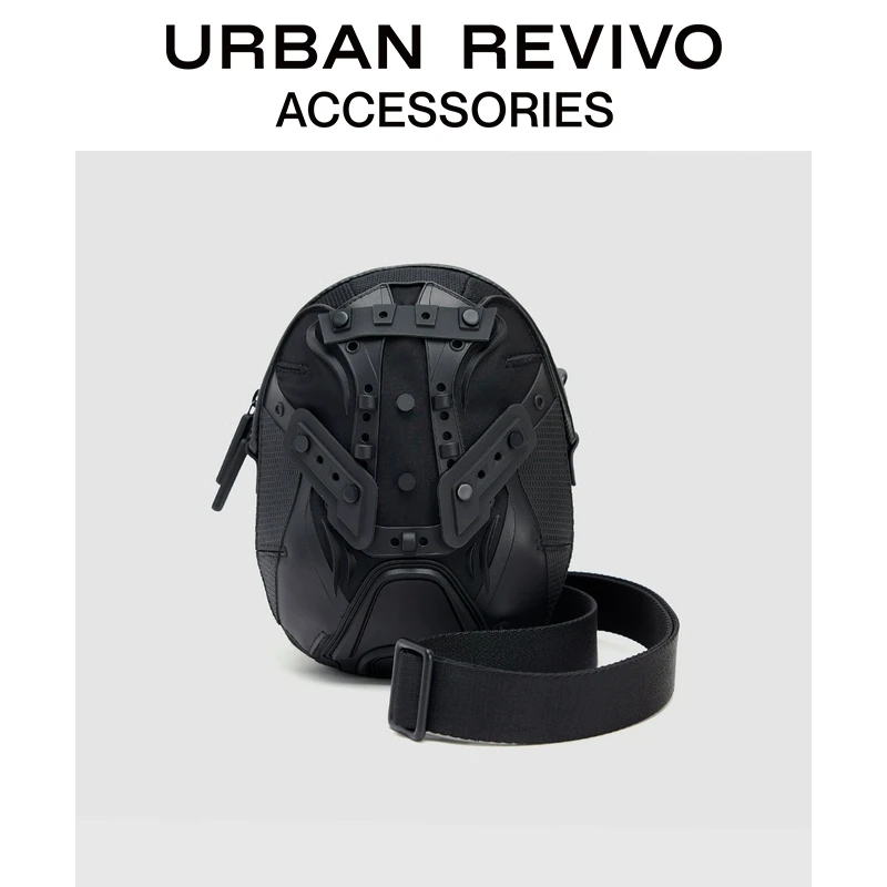 URBAN REVIVO2025春季新款男士机能赛车元素斜挎包UAMB50010