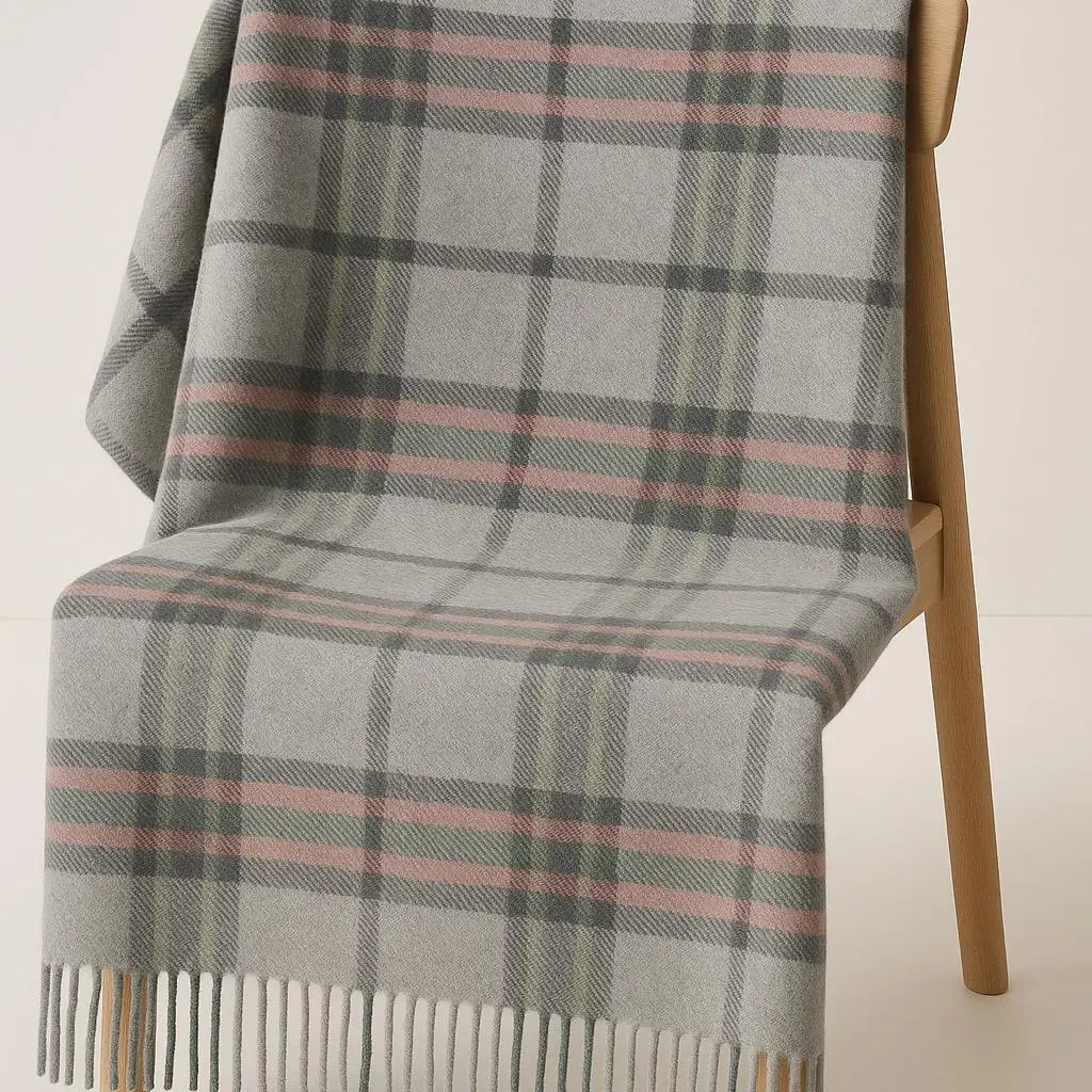毯子加大加宽加厚两用冬季格子复古英伦粉灰色