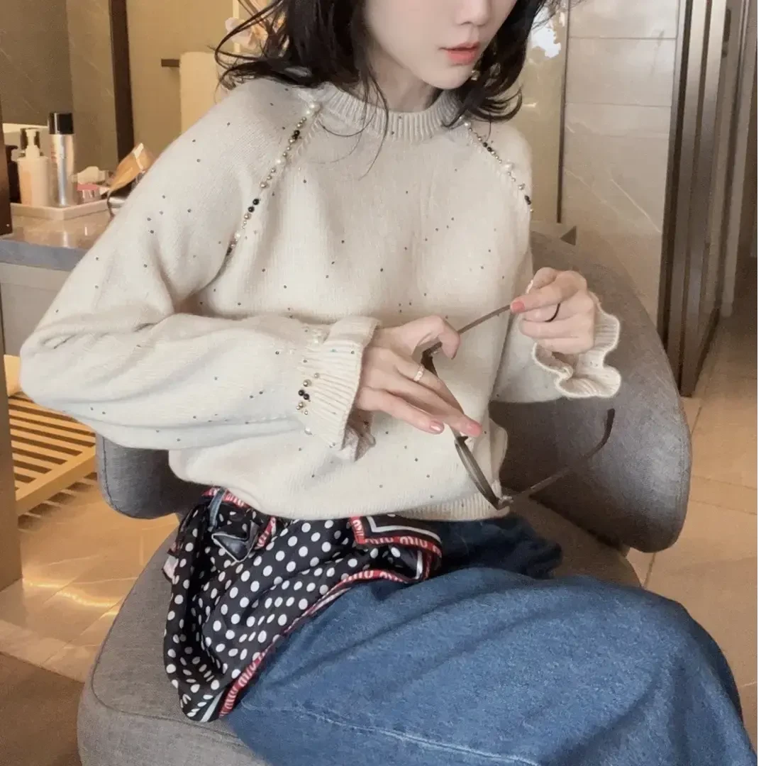2025韩系半高领洋气针织衫新款秋冬季钉珠设计感修身时尚圆领长袖