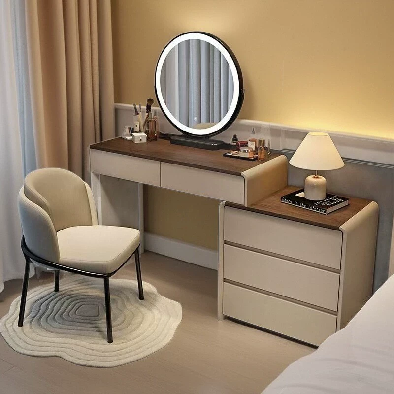 2025新款高级梳妆台卧室现代简约小户型小型北欧轻奢全实木化妆桌