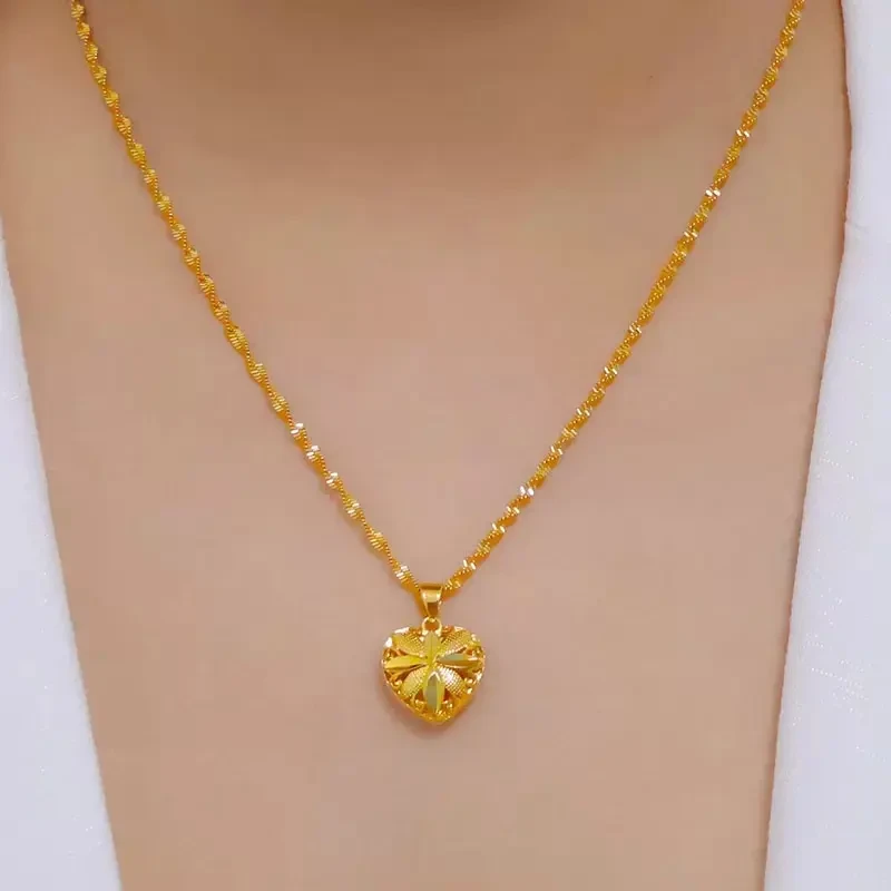 铜合金吊坠 正品爱心项链女款时尚百搭四叶草坠链气质吊坠送女生